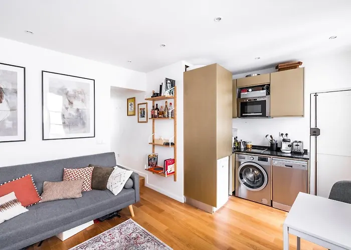 Ciseaux 4g - Saint Germain Des Pres - Location Paris